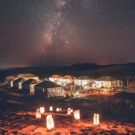 Готель Fantastic Luxury Camp Мерзуга Екстер'єр фото