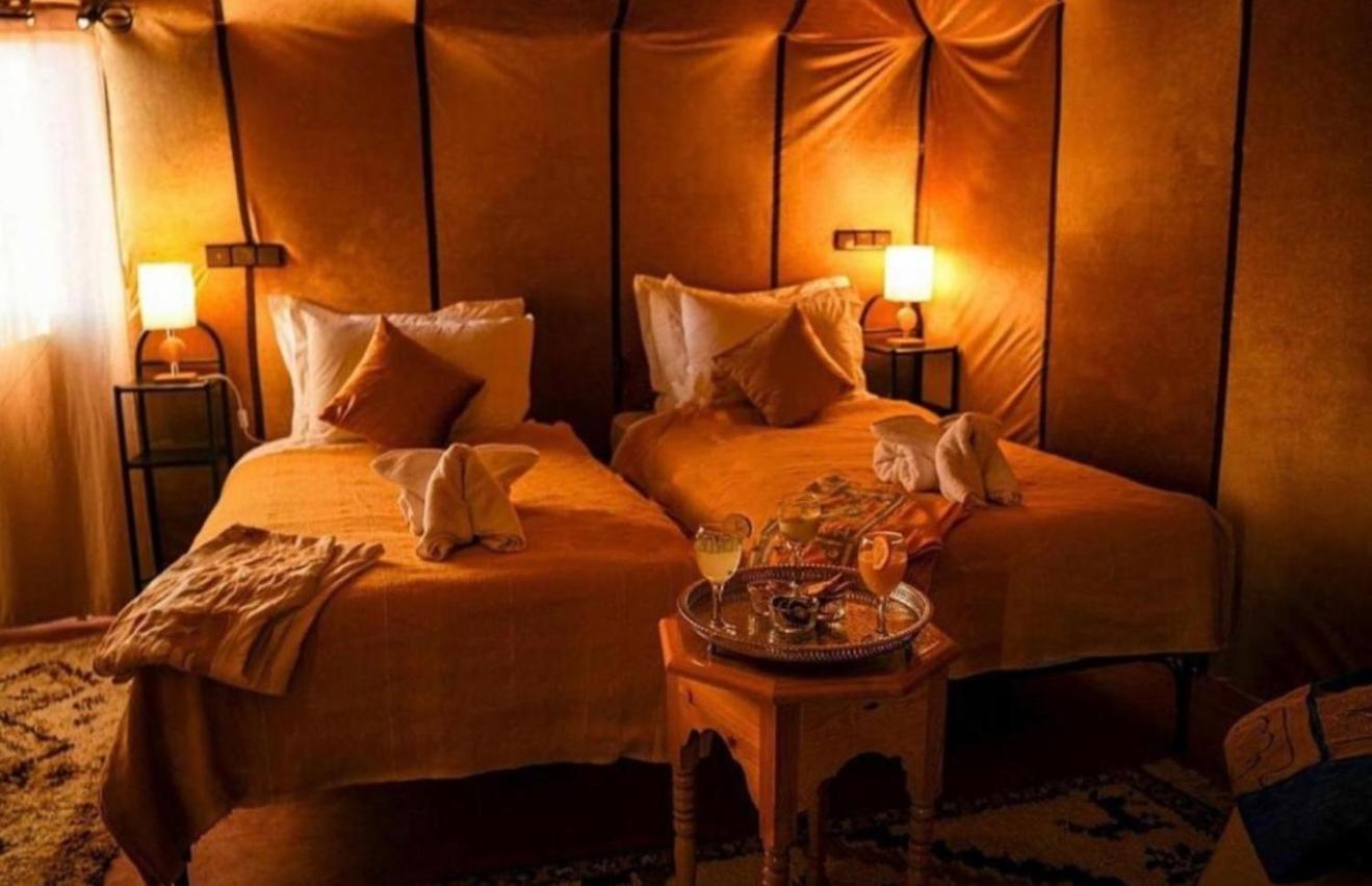 Готель Fantastic Luxury Camp Мерзуга Екстер'єр фото