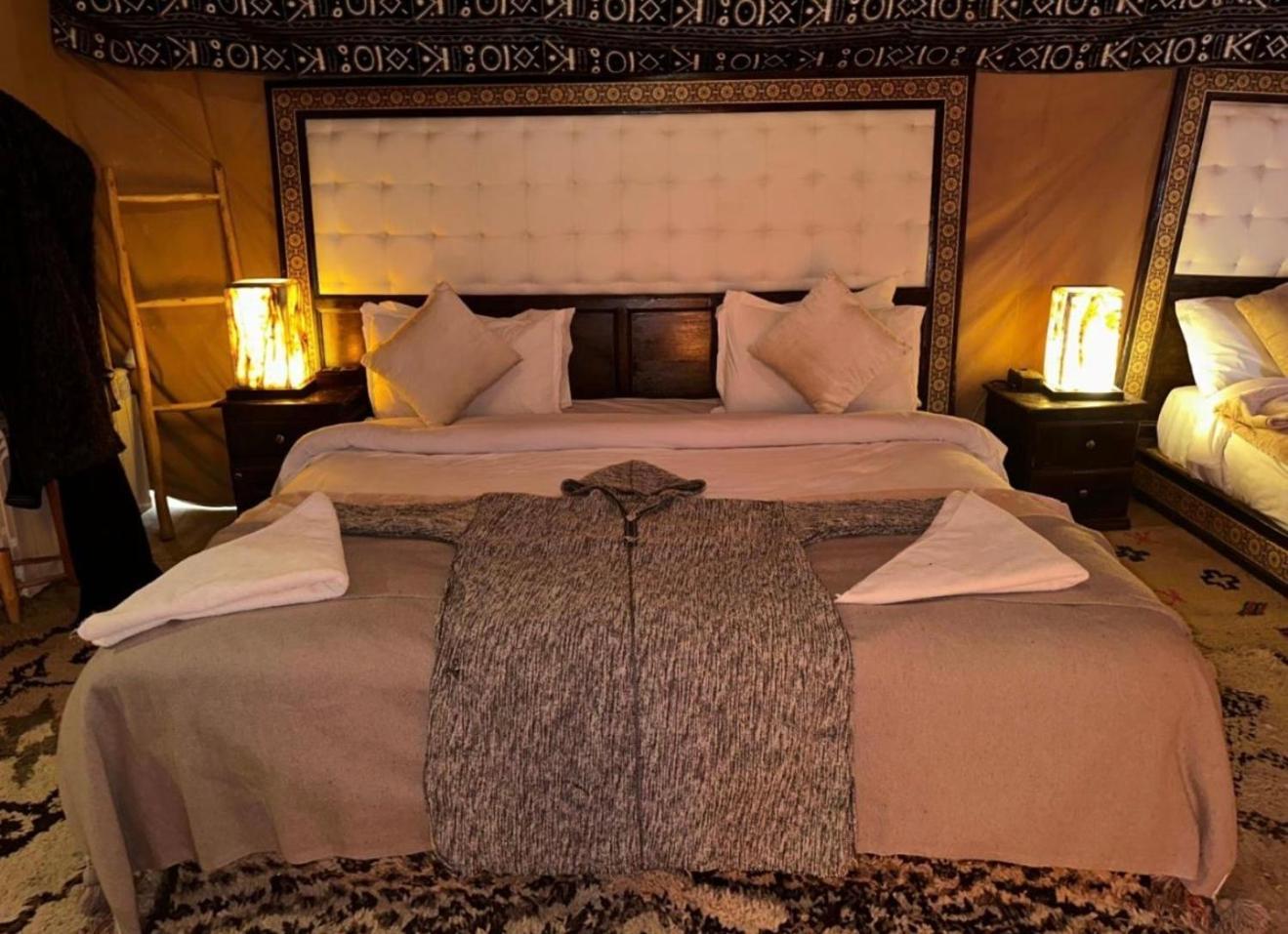 Готель Fantastic Luxury Camp Мерзуга Екстер'єр фото